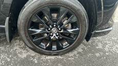 Toyota RAV4 2.5 VVT-i Hybrid Black Edition 5dr CVT Hybrid Estate